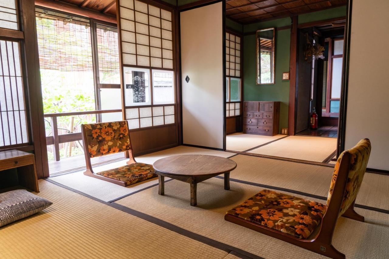 Machiya Guest House Carta Kanazawa Exterior photo